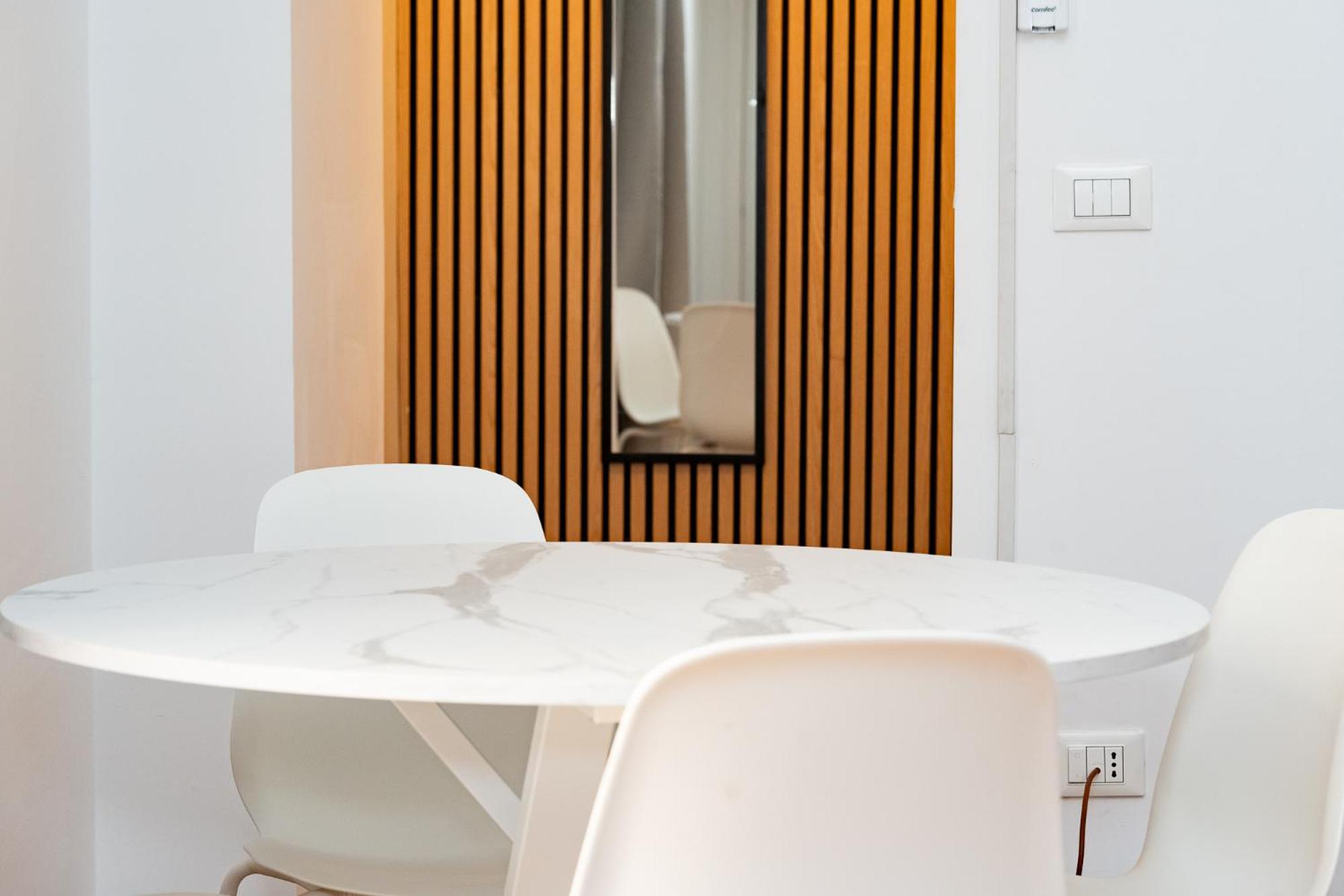 Home Smart Rent Appartamento Nei Pressi Di Via Toledo 2 Camere Da Letto Neapel Exterior foto